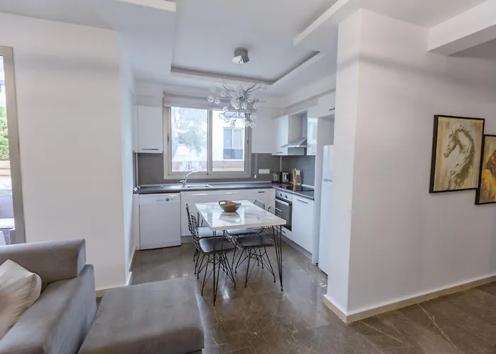 Black Jack Next To Chamada Casino By Holidaykeys Apartment